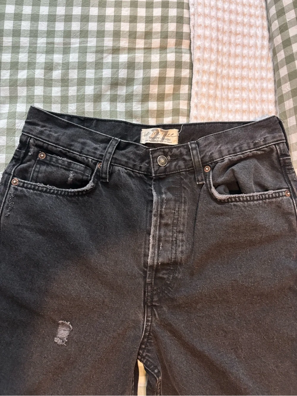 Free People Black High-Rise Distressed Jeans (Lasso)